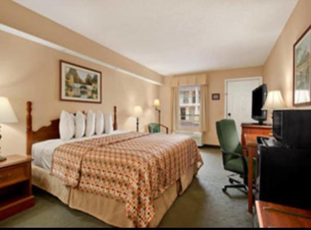 Motel Baymont By Wyndham Eden Exterior foto